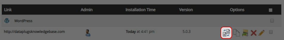 于您需要复制的网站旁，点选 Create Staging的图标 。
